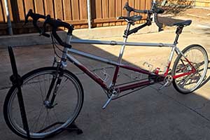 Photo of a Davinci Global Venture w/ couplers Tandem Bicycle For Sale